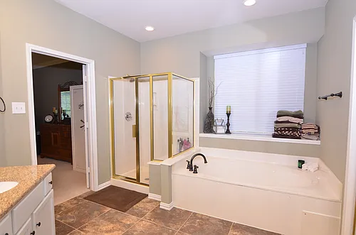 2412 Clearwood Ln Photo 1