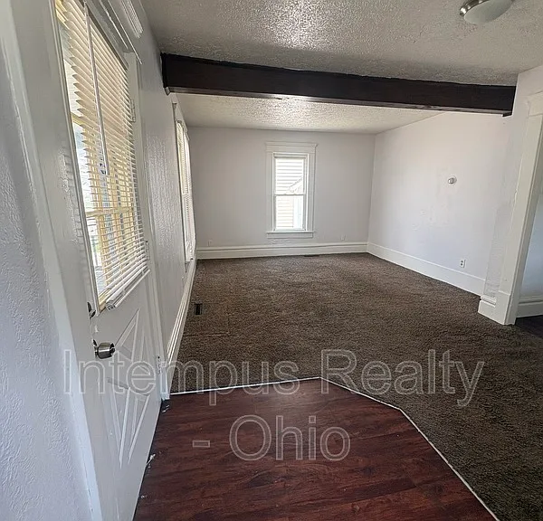 356 Rankin St — Photo 10