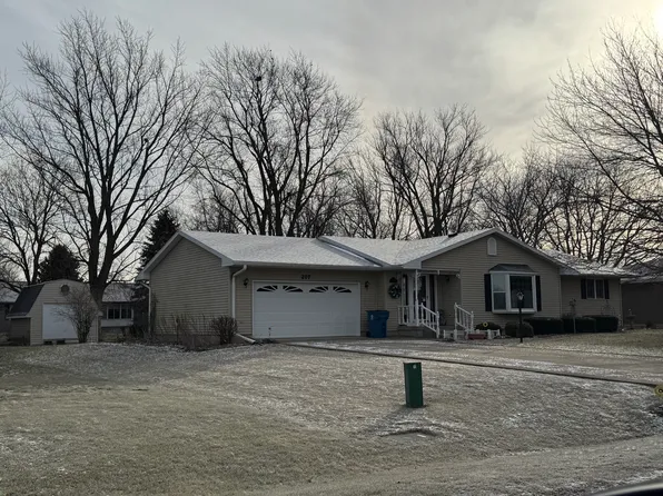 207 N Pleasant St, Ohio, IL 61349