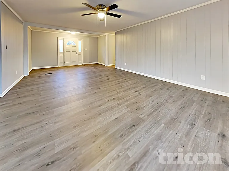 605 Colorado Ct — Photo 7