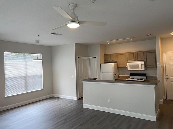 4th image of 2513 Maitland Crossing Way APT 14102