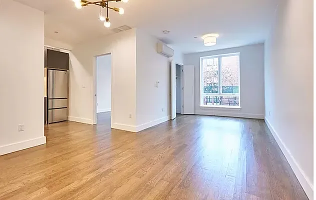 Rented by Cheskel Meisels, LREB | media 1