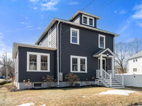 41 Capital St, Newton, MA 02458