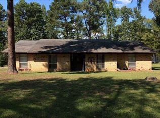 312 S Timberlane Rd, Lone Star, TX 75668