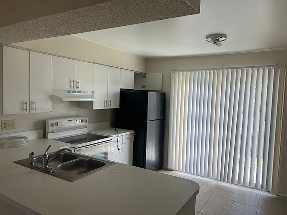 3rd image of 1840 Caralee Blvd APT 3