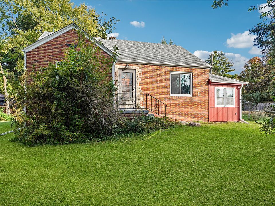 1st image of 7025 NE 16th Ct