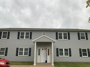 1706 45th St NW APT 4, Rochester, MN 55901