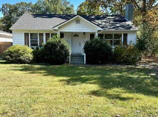 245 Hollywood Dr, Rossville, GA 30741