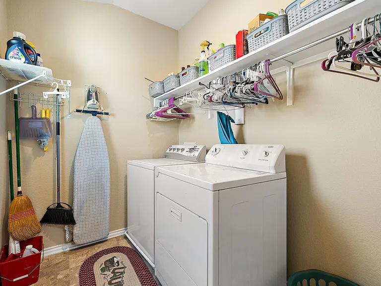 2950 E Old Settlers Blvd #29 — Photo 5