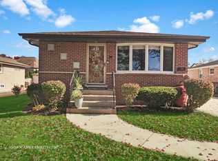 415 Sunnyside Ave, Itasca, IL 60143