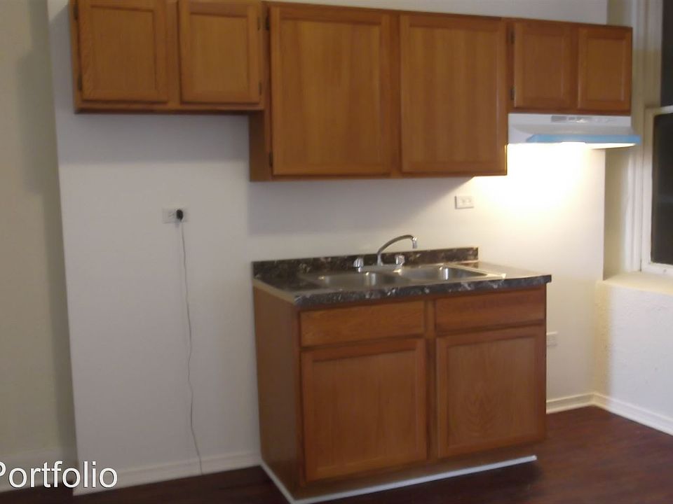 1st image of 1359 W Chicago Ave APT B2
