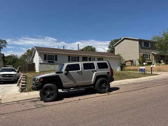 3rd image of 2240 Flintwood Dr