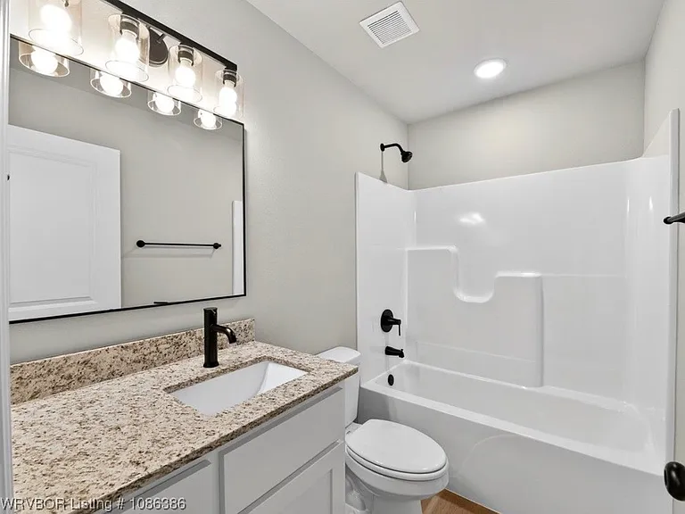 7816 Texas Rd #8 — Photo 6