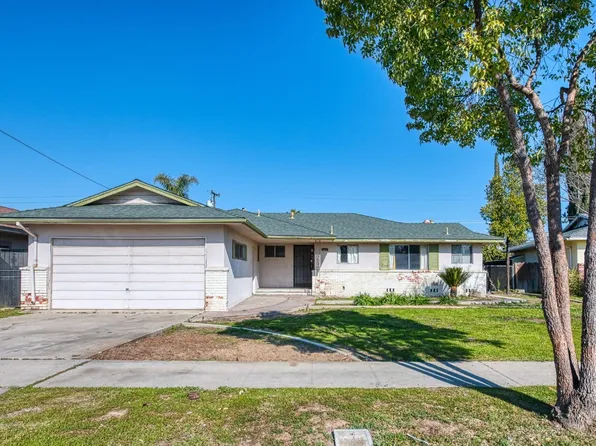 4451 E Robinson Ave, Fresno, CA 93726