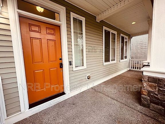 4th image of 18007 97th Ave E