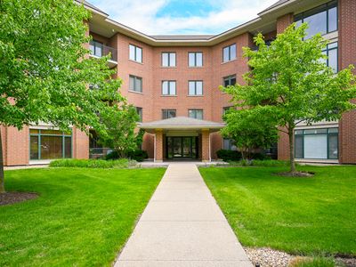875 E 22nd St APT 220, Lombard, IL, 60148