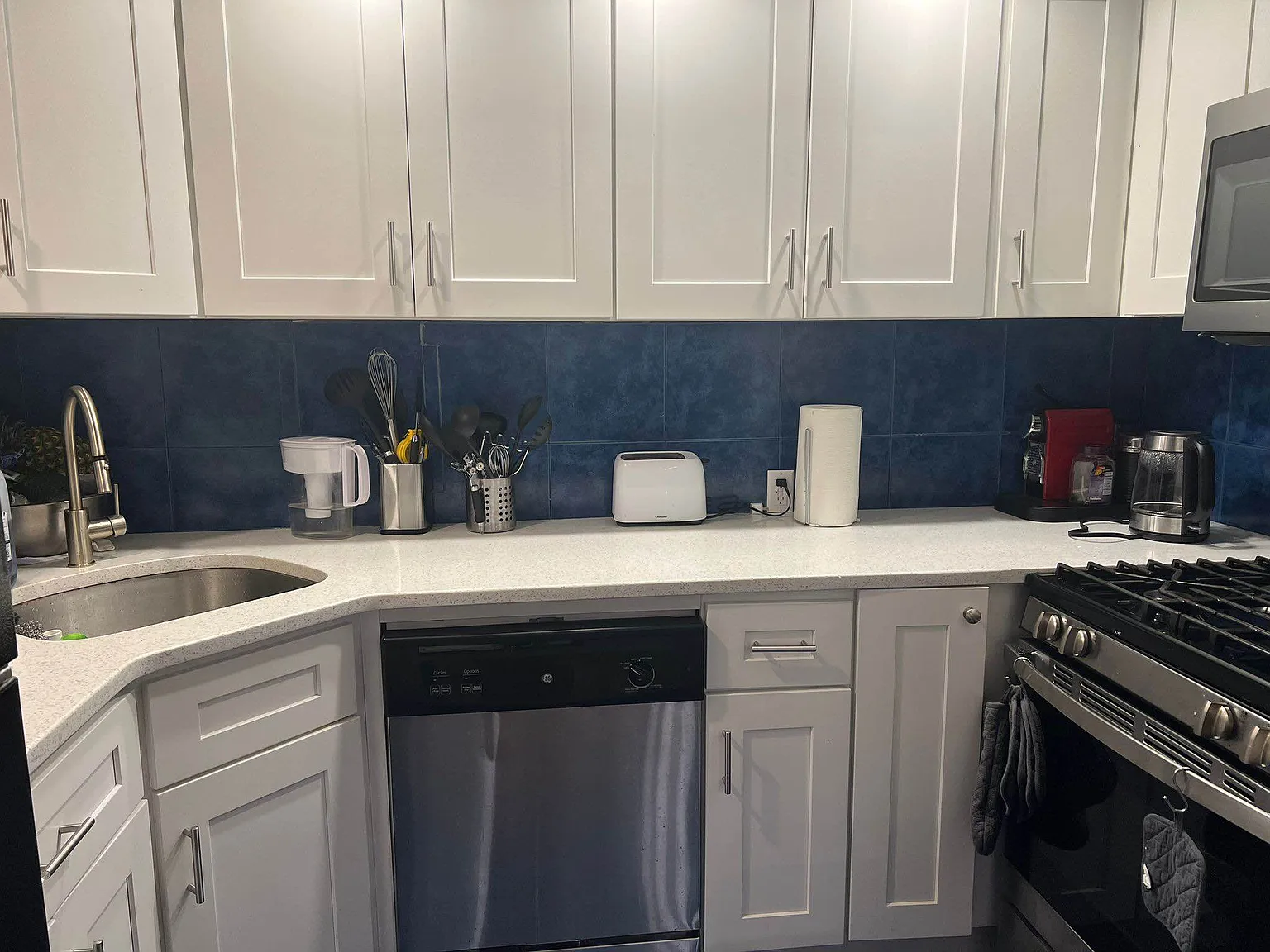 2516 Hubbard Street — Photo 4