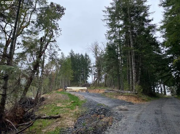 976 Spooner Ridge Ln, Oakland, OR 97462