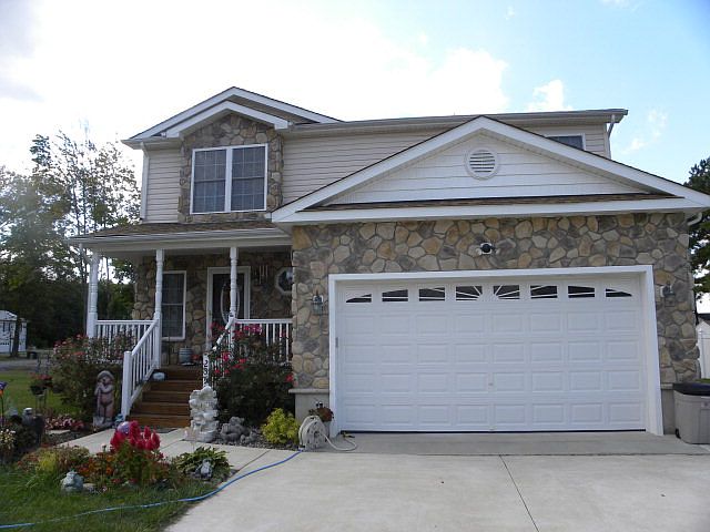 1st image of 235 Dogwood Ave