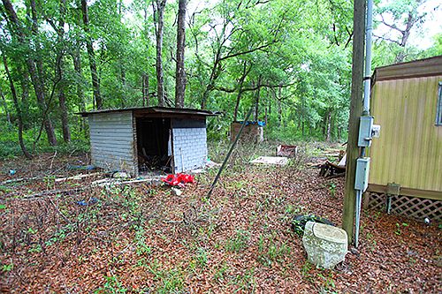 2nd image of 208 10th St