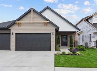 15 W Coopersfield Link SW #1901, Airdrie, AB T4B5P5