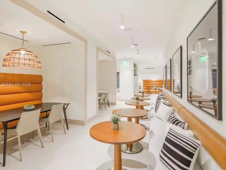 225 N Miami Ave #1103 — Photo 18