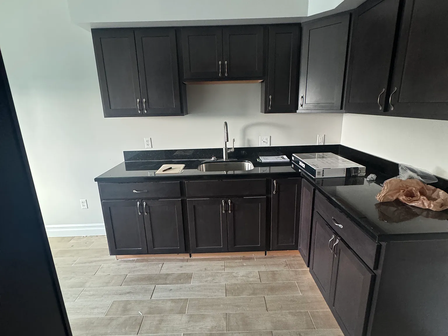 4353 S Western Ave — Photo 2