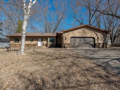 909 Orange St, Lino lakes, MN, 55014