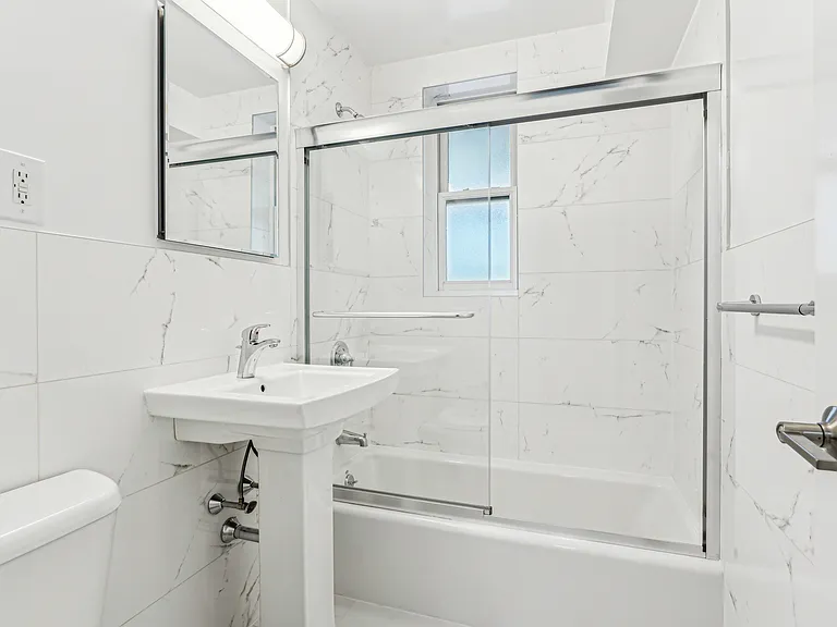 1540 Pelham Pkwy S #4G — Photo 8
