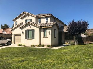 18576 Hillview Ln, Lake Elsinore, CA 92530