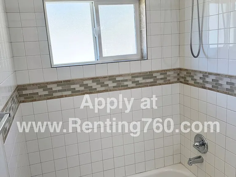 8650 Abeland Rd — Photo 25