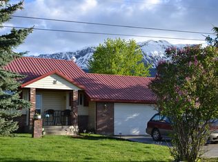 601 S College St, Joseph, OR 97846