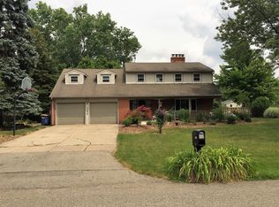 1752 Ridgewood Ave SE, Grand Rapids, MI 49506