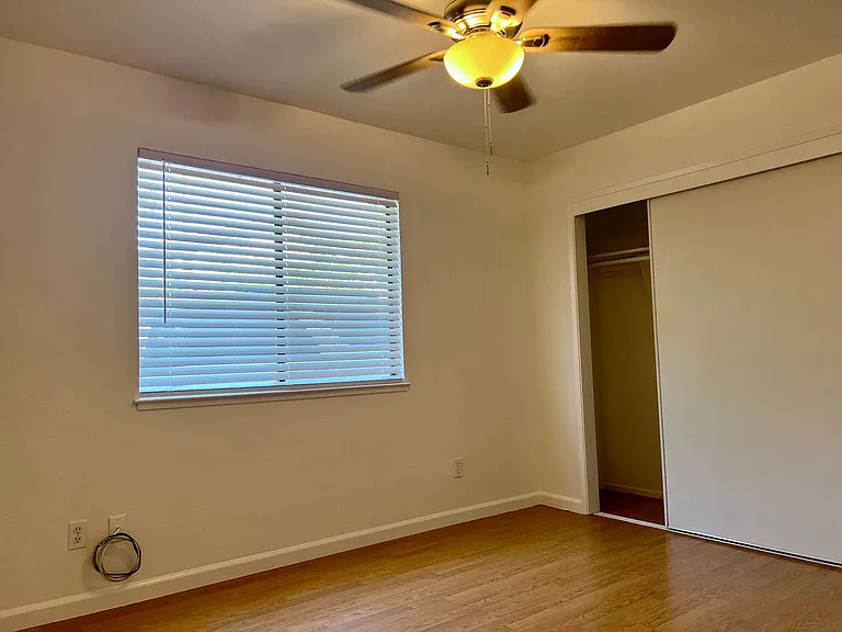 144 Duranta St #B — Photo 7