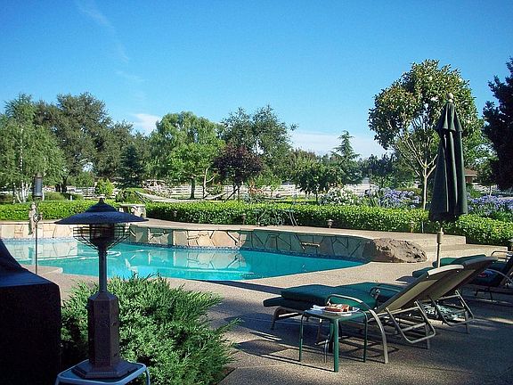 Jandy HomeAqualink RS/One Touch System to ALL Pool/Spa features from INDOORS! 