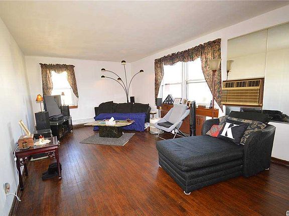 3rd image of 71-48 252nd St #12B