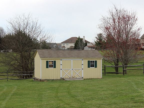 4th image of 140 Mara Rose Ln