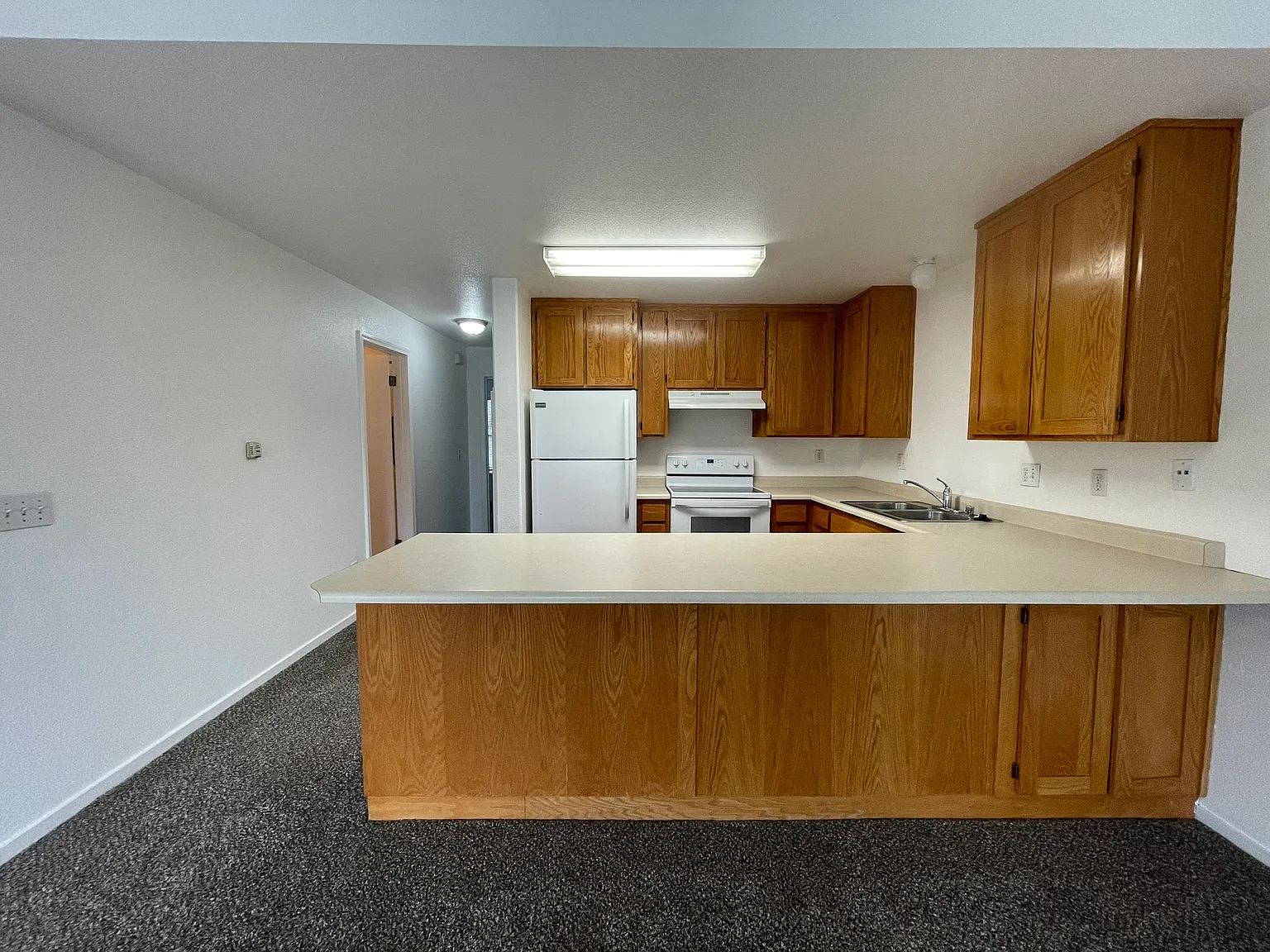 2 bed, 900 sqft, $2,295 — Photo 4