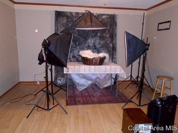 3rd image of 1388 Mulberry St