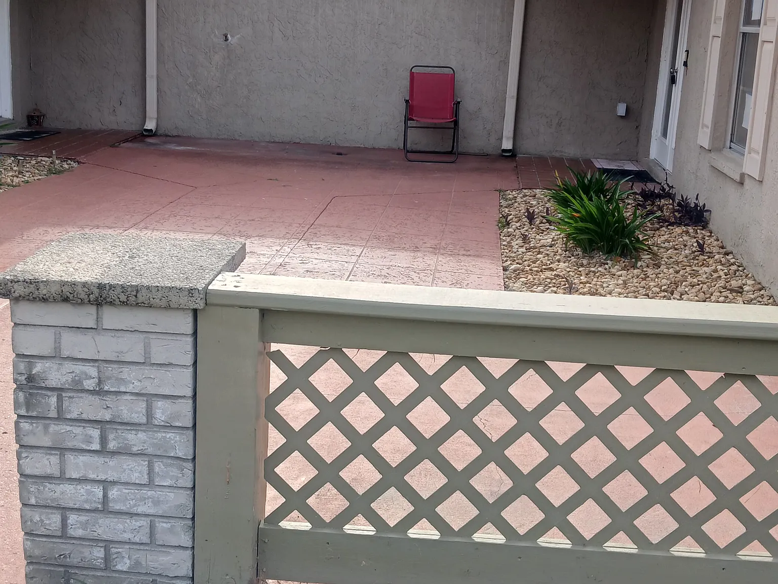Spring Hill 2/2/1 Duplex — Photo 2