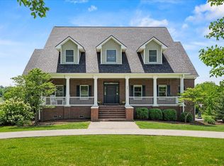 553 White Oak Rd, Stamping Ground, KY 40379