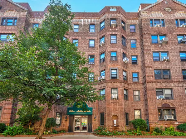 34-24 82nd Street image 9 of 9