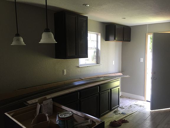 2nd image of 3027 Tampico St