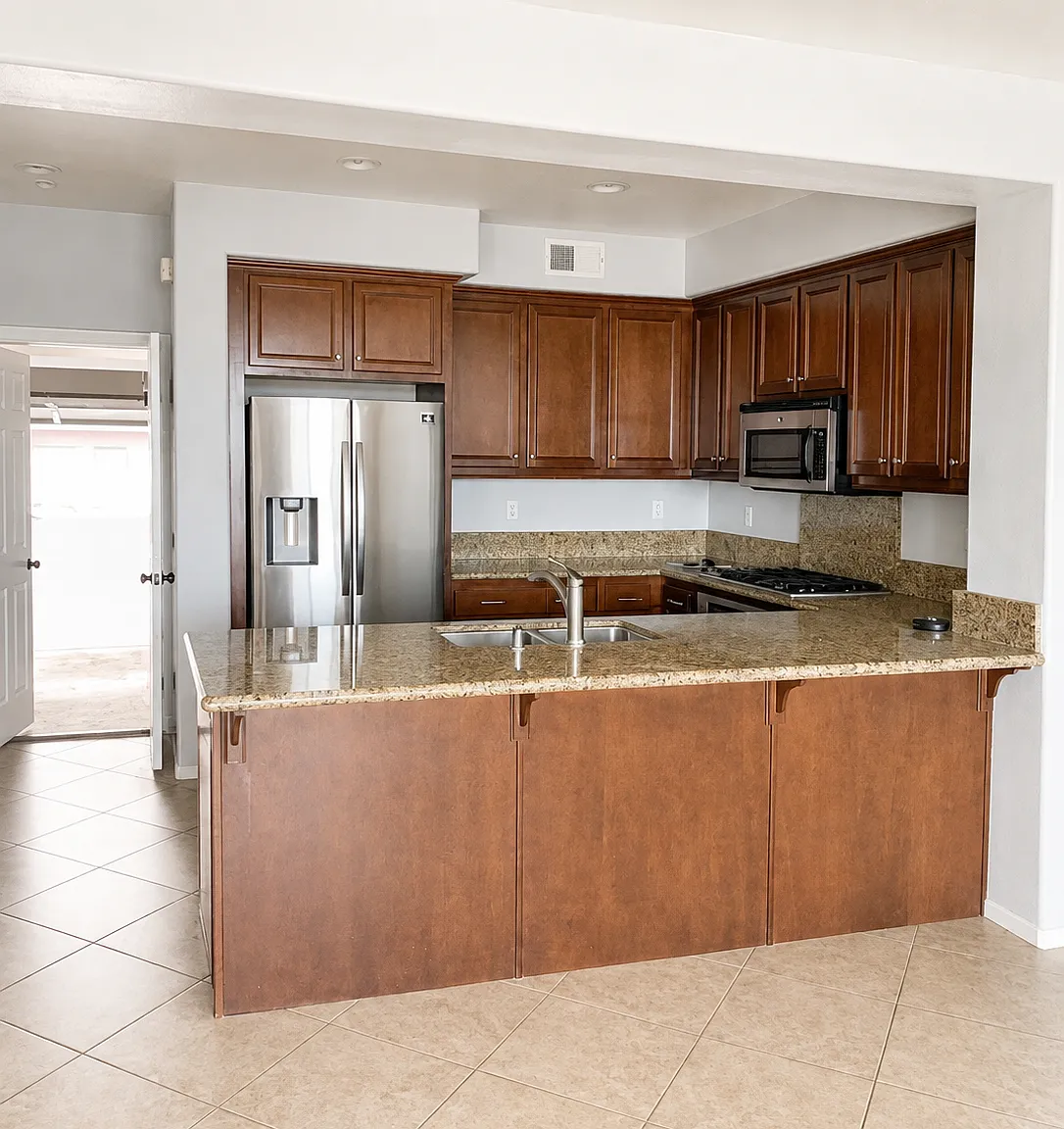 3 bed, 1725 sqft, $3,850 — Photo 2
