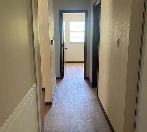 3rd image of 2410 Cheryl Dr #B