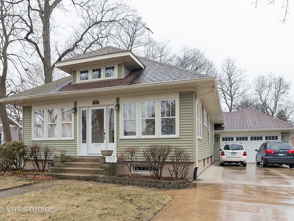1st image of 216 N Oak Ave