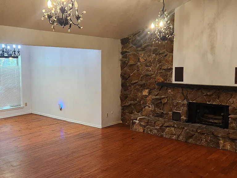 5901 Mountainwood Dr — Photo 17