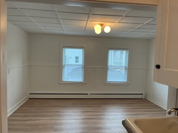 5 Cutts St #301, Biddeford, ME 04005