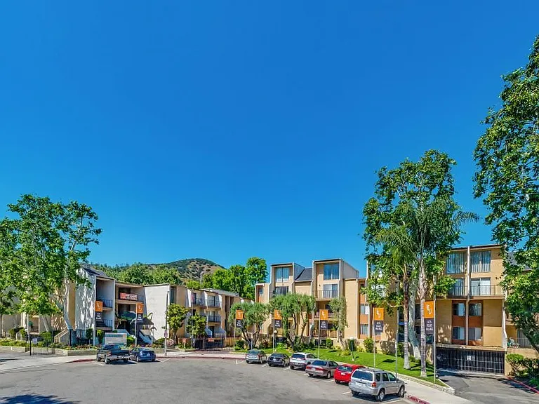 Los Feliz Village — Photo 1