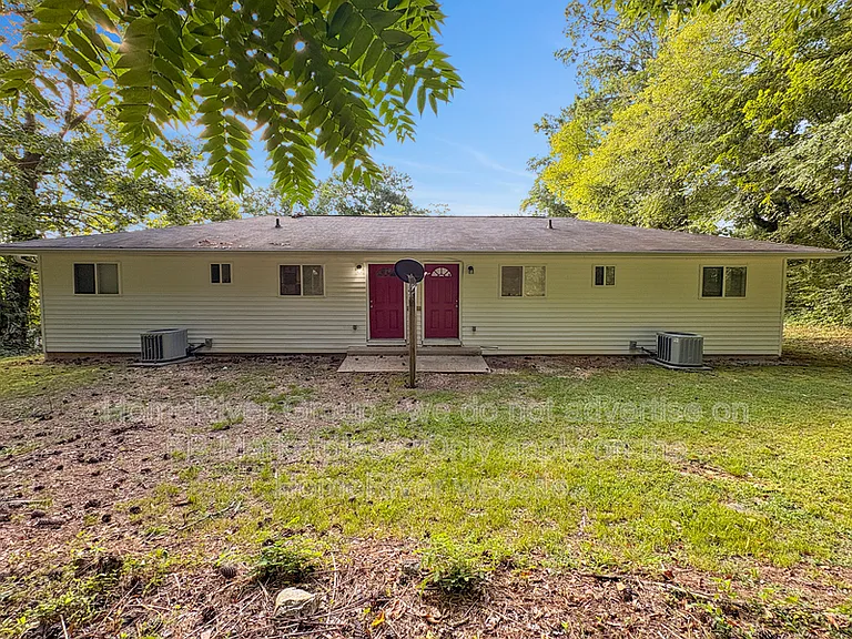 6913 Martha Ave #B — Photo 17